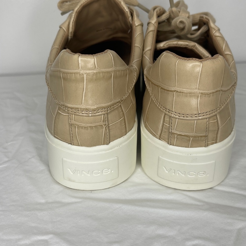 VINCE. BENFIELD CROC EMBOSED LEATHER SNEAKER SIZE 6.5 M - Picture 5 of 7